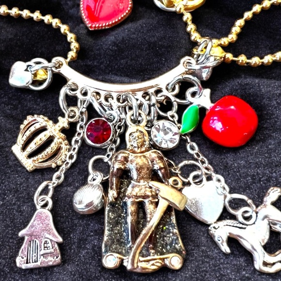 Mix of vintage charms make up this beautiful one of a kind Snow White necklace - Picture 14 of 15